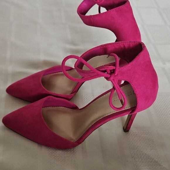 Elegant Pink Suede Women's Heels - Picture 7 of 16